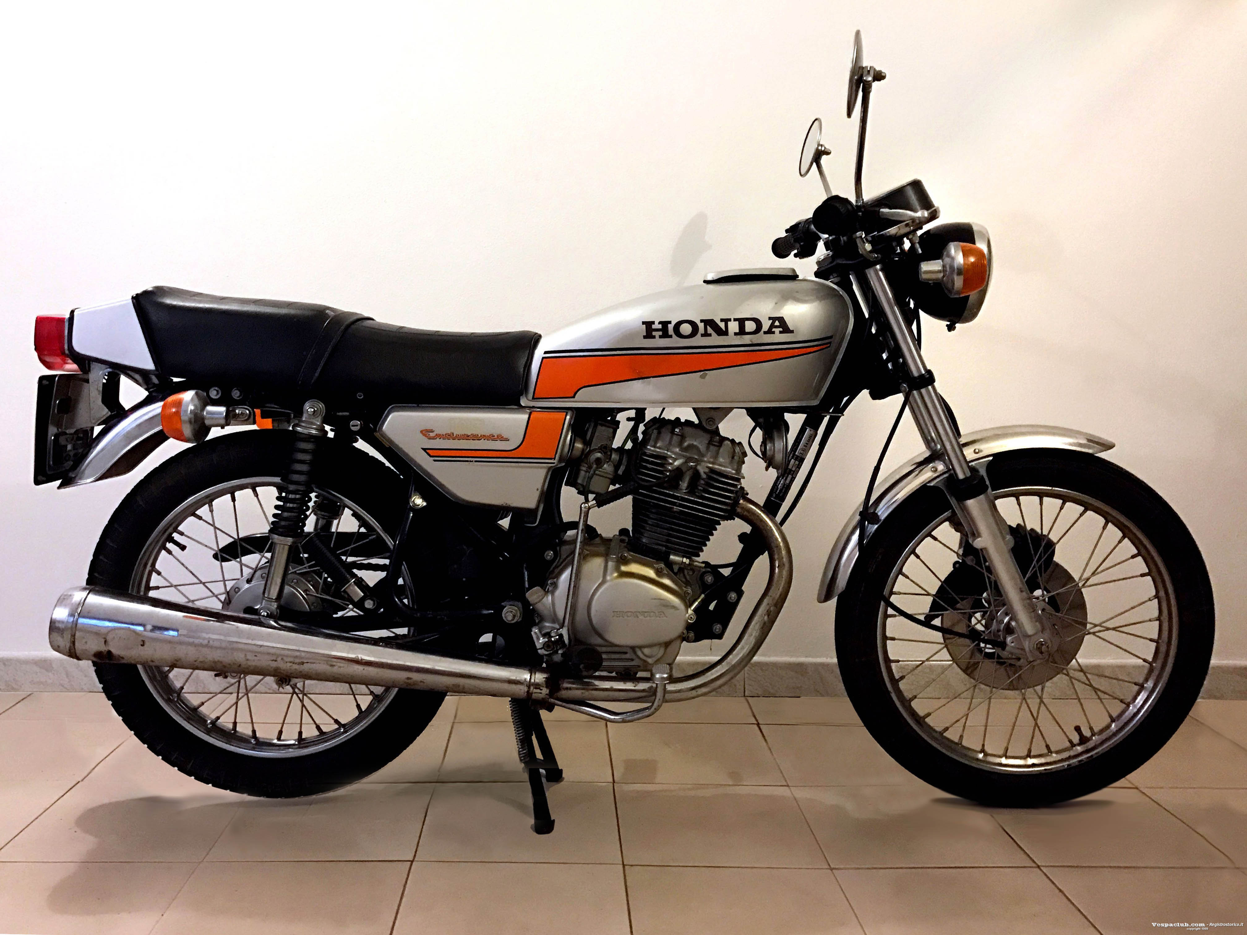 I A P I CB 125 J C