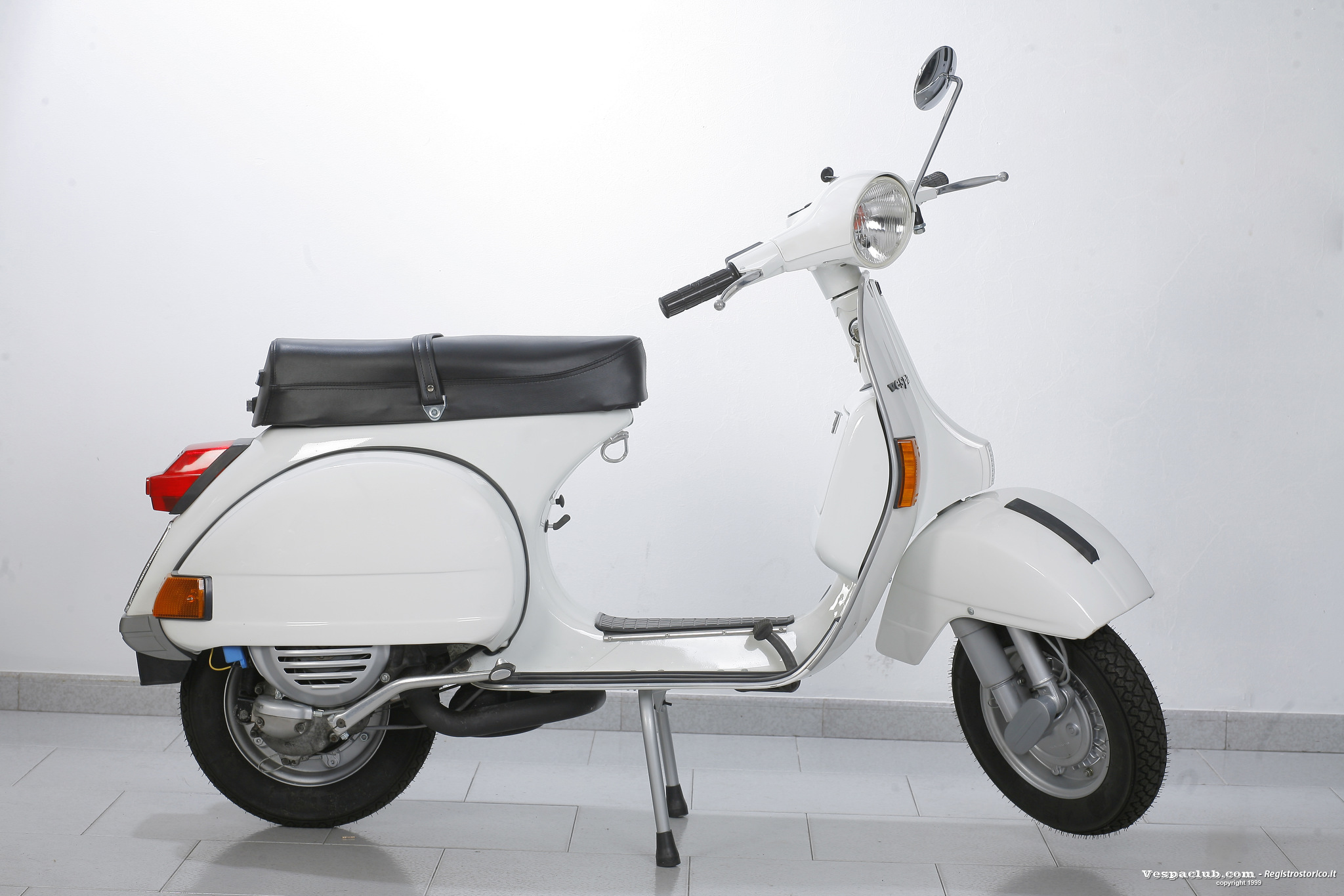 Vespa PX125E