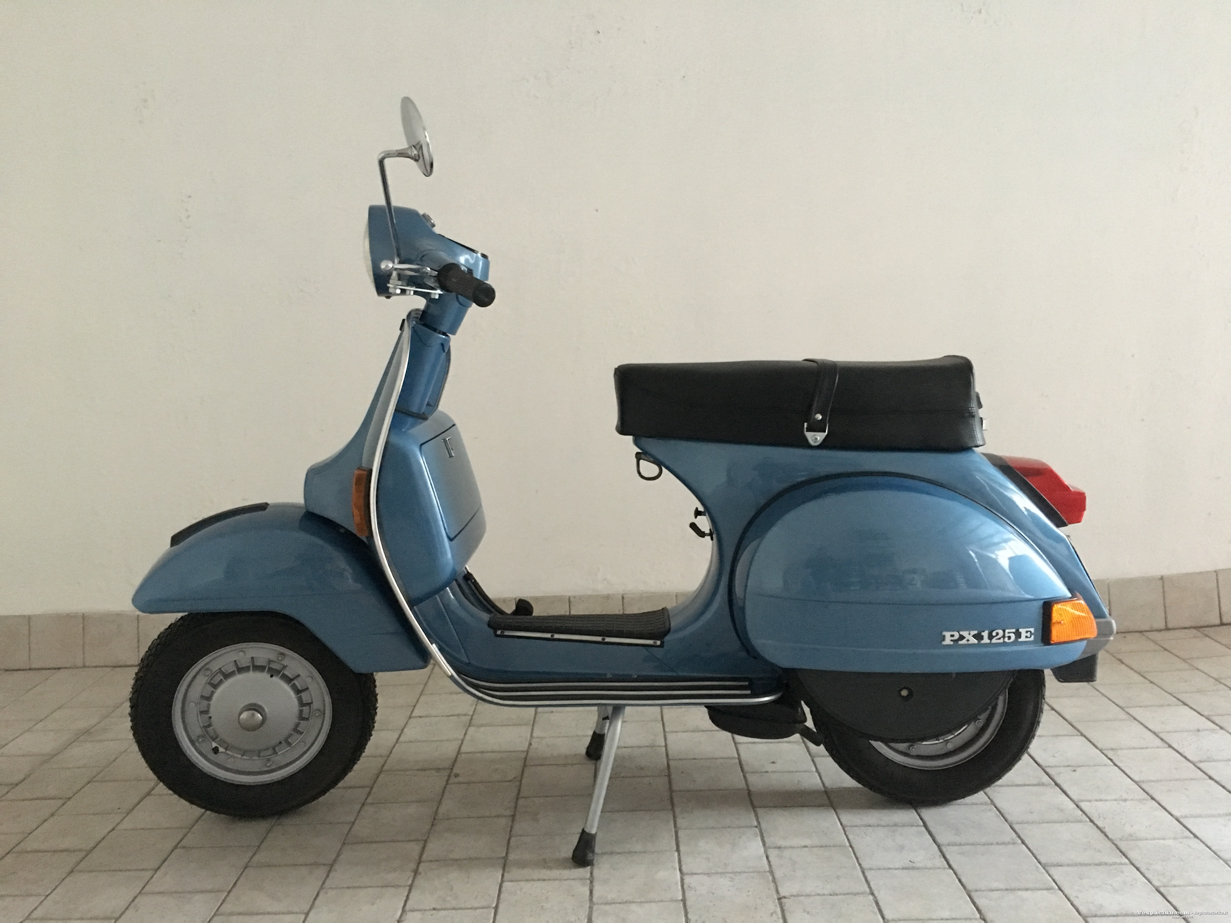 Foto lato sinistro