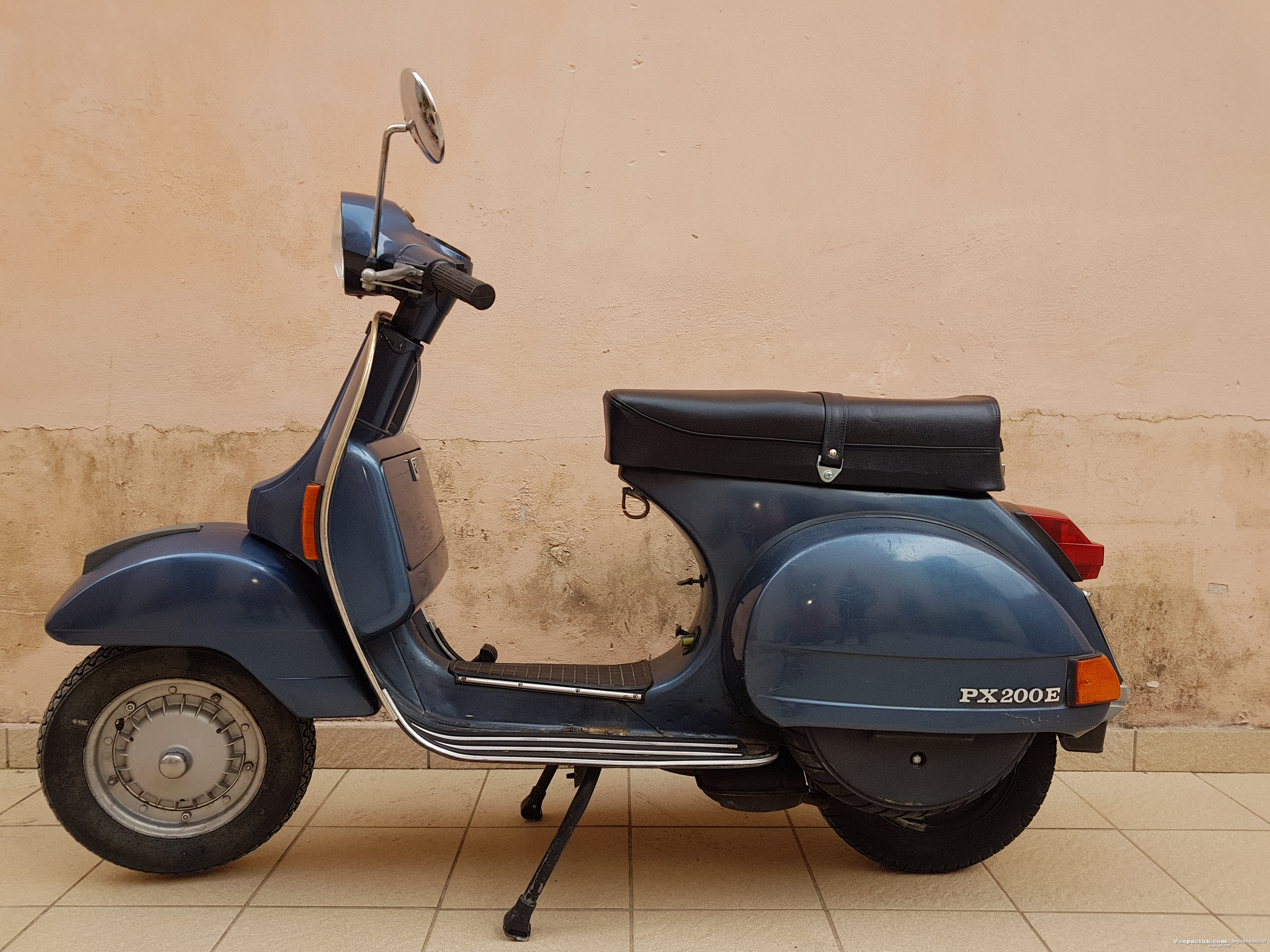 Foto lato sinistro