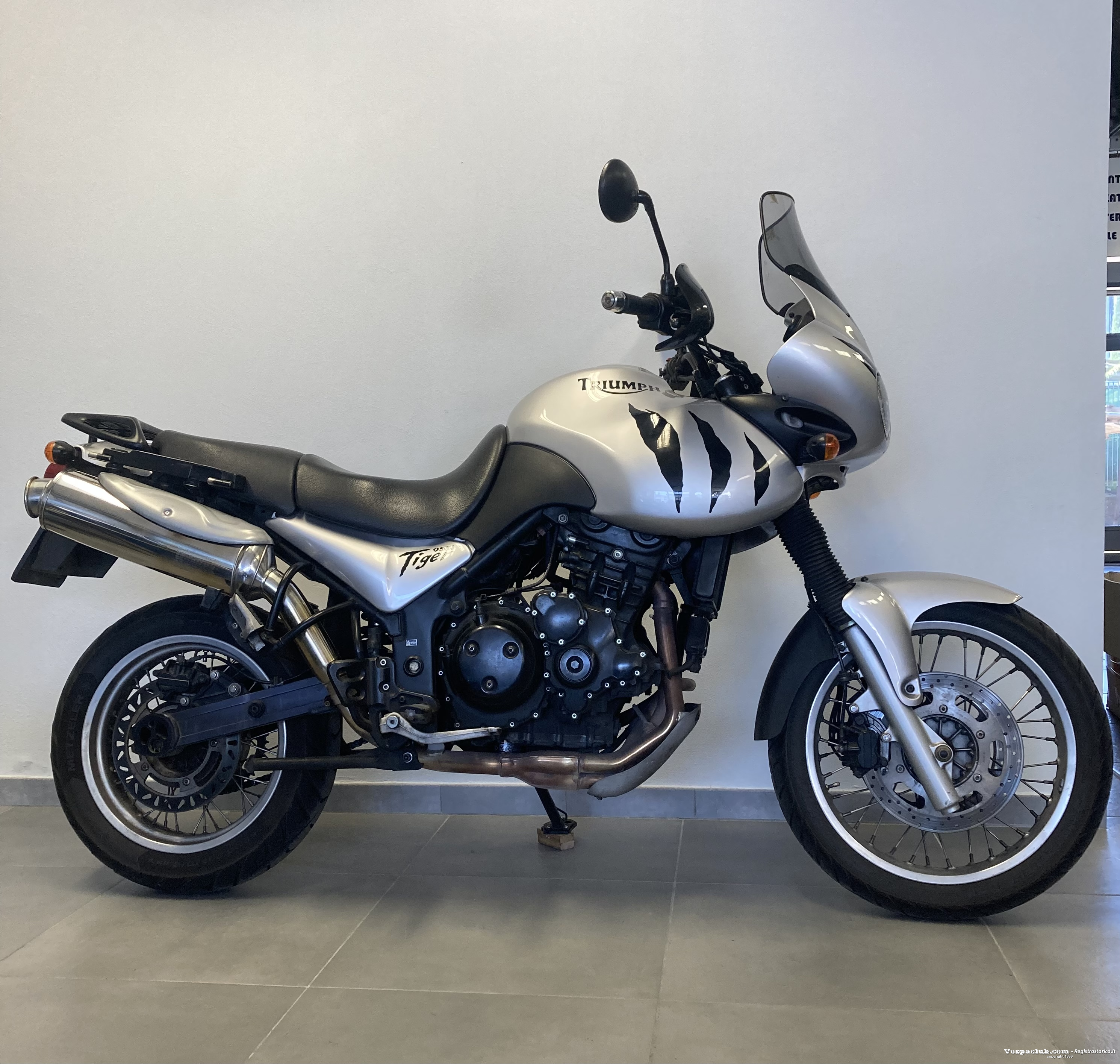 Tiger 955i