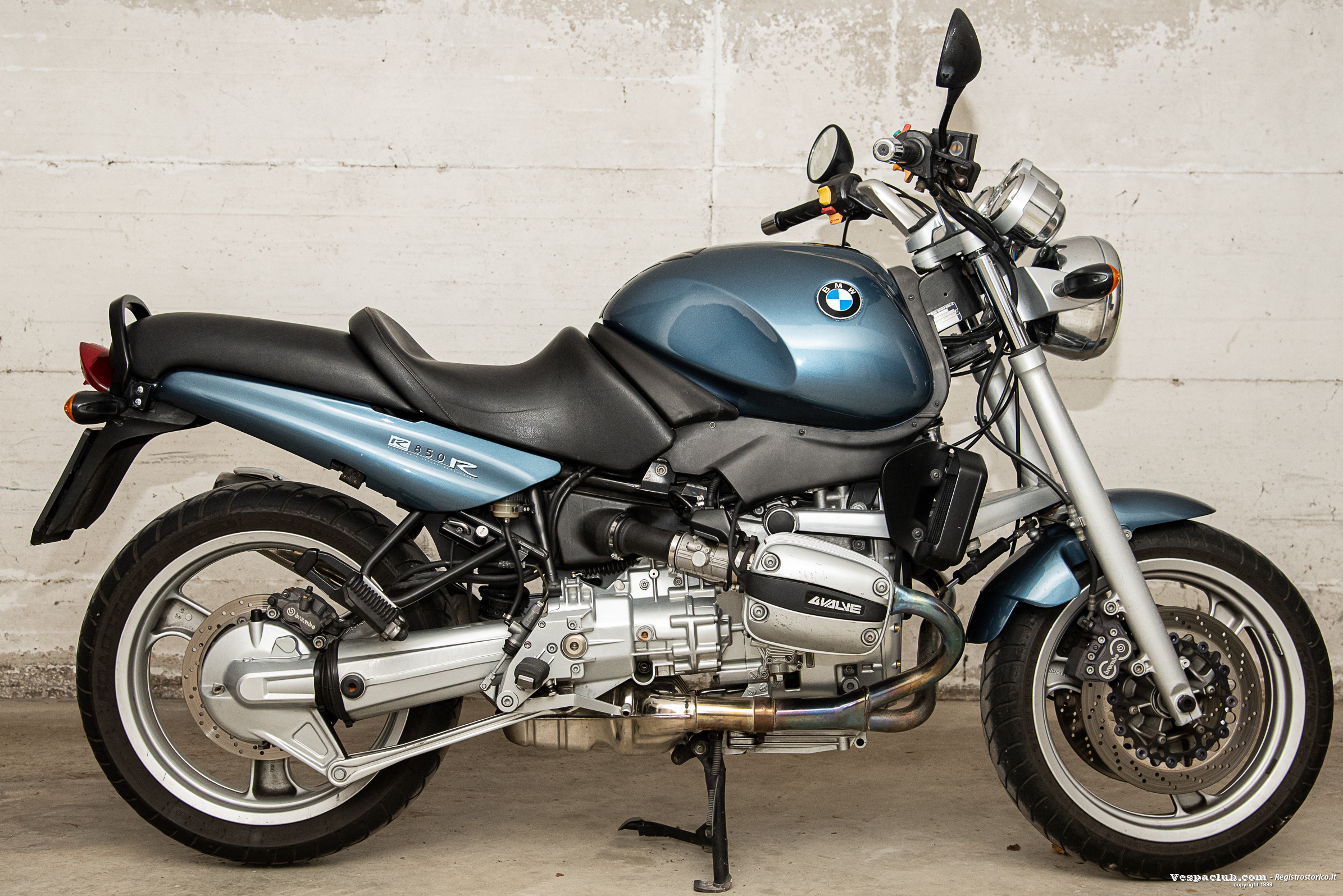 R 850 R