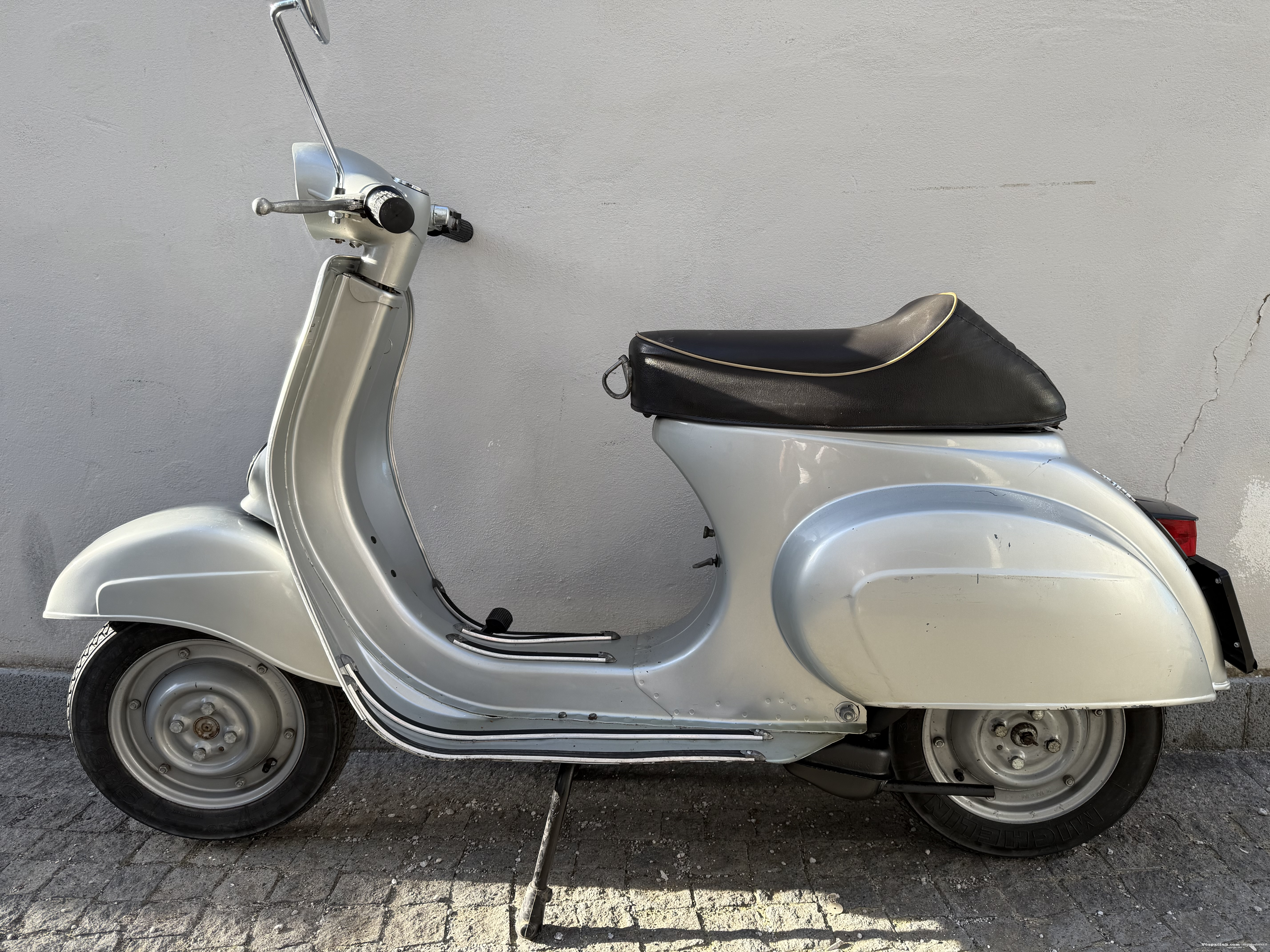 Foto lato sinistro