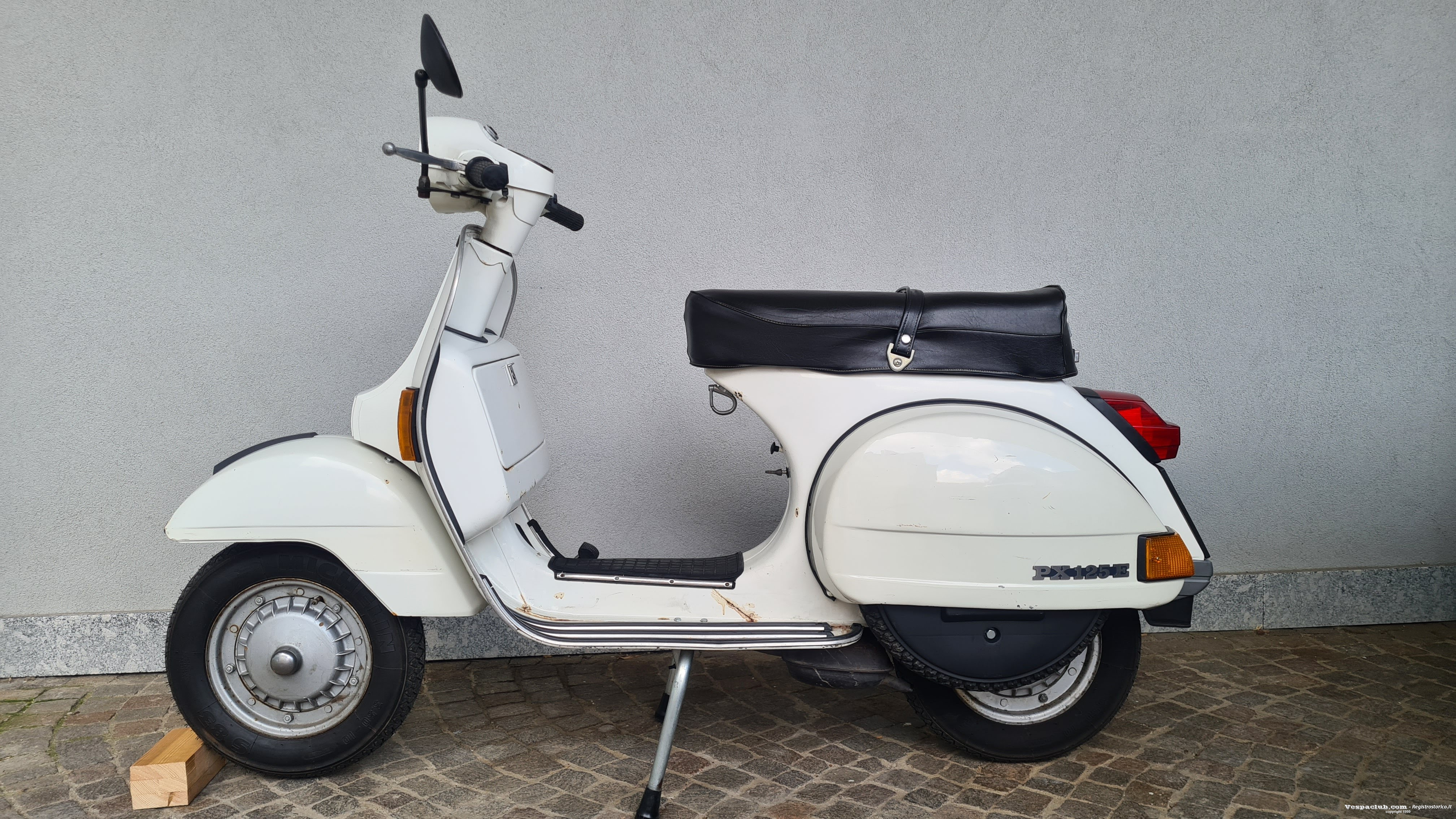 Foto lato sinistro