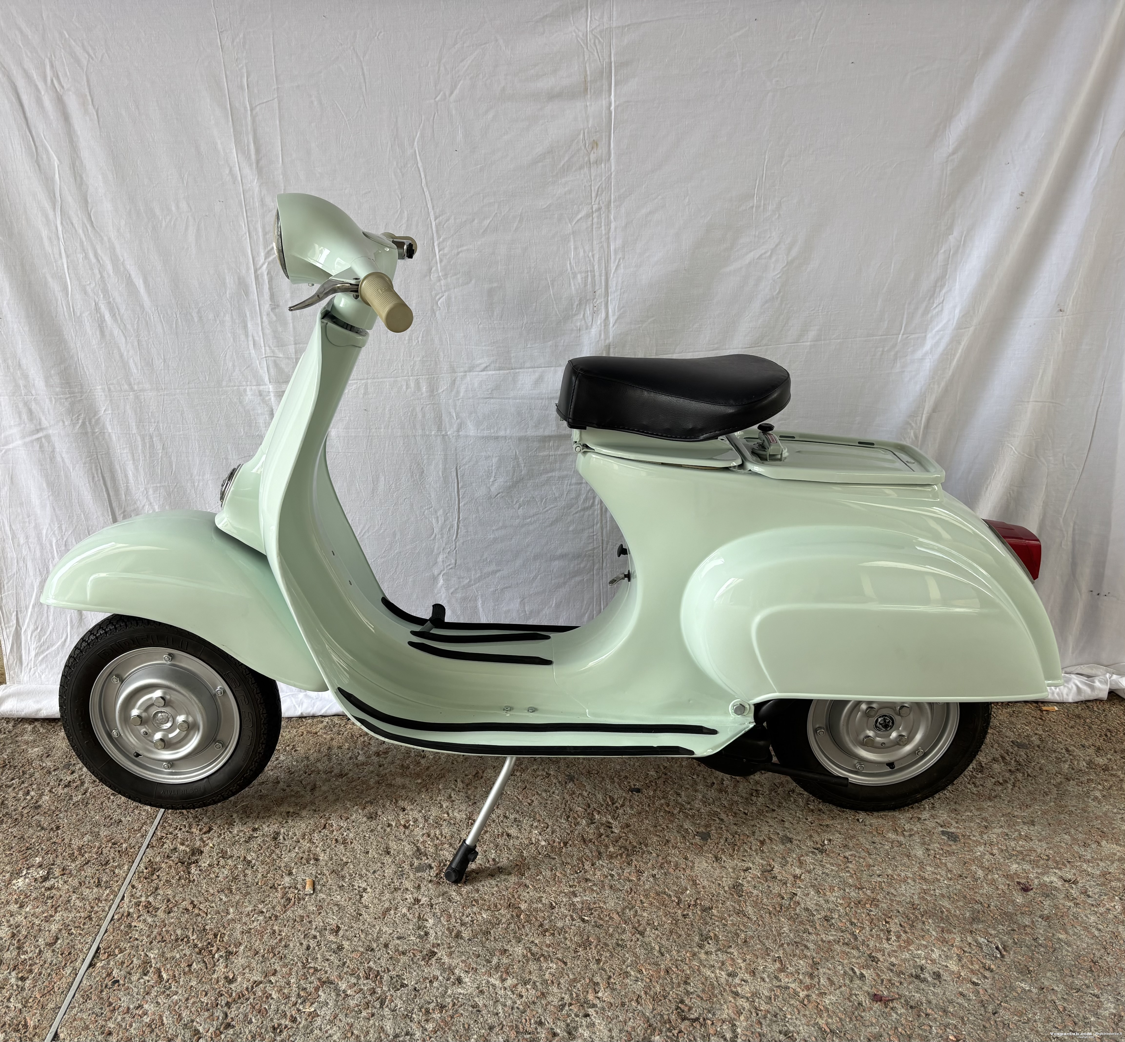 Vespa 50  - lato sinistro