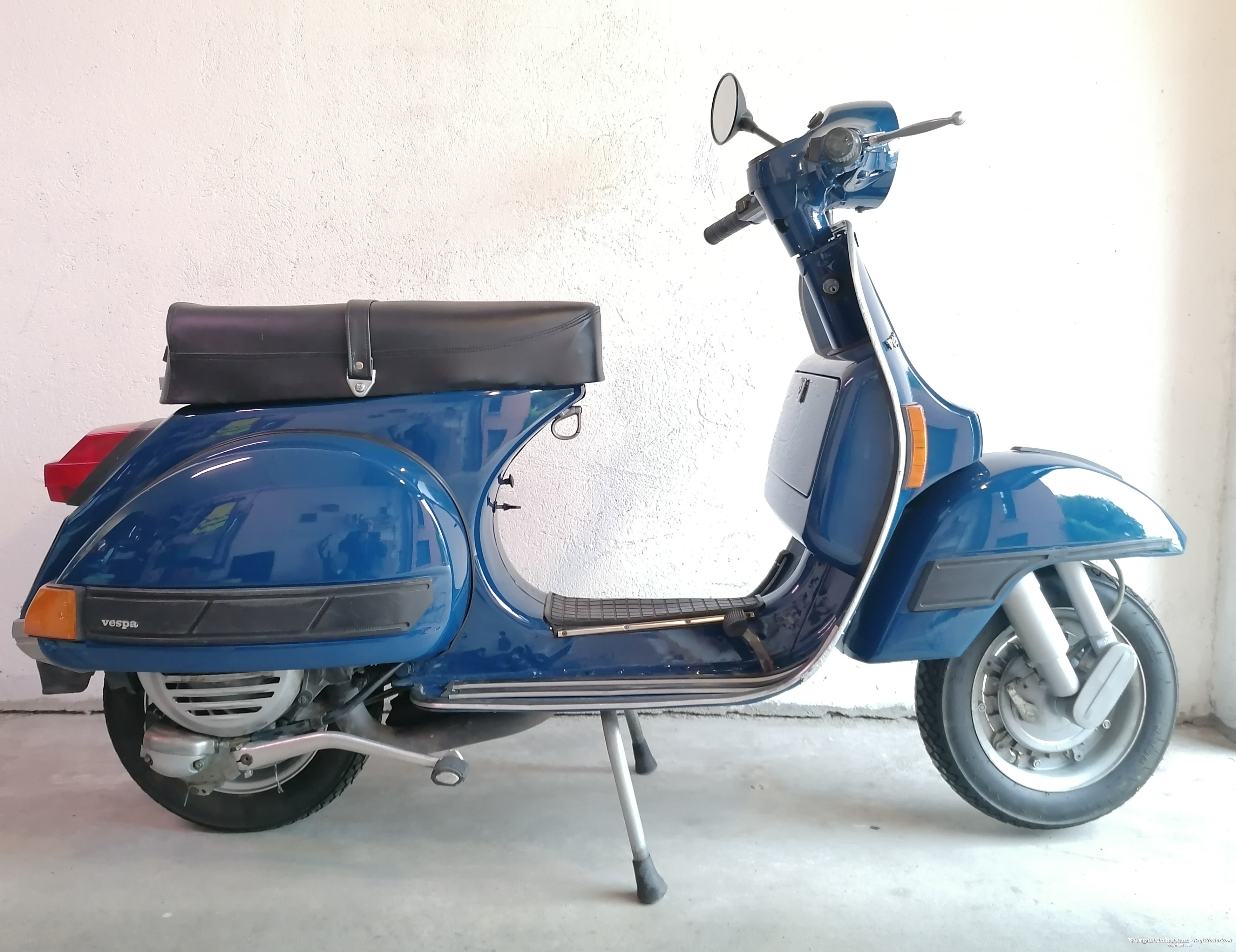 Vespa PX150E
