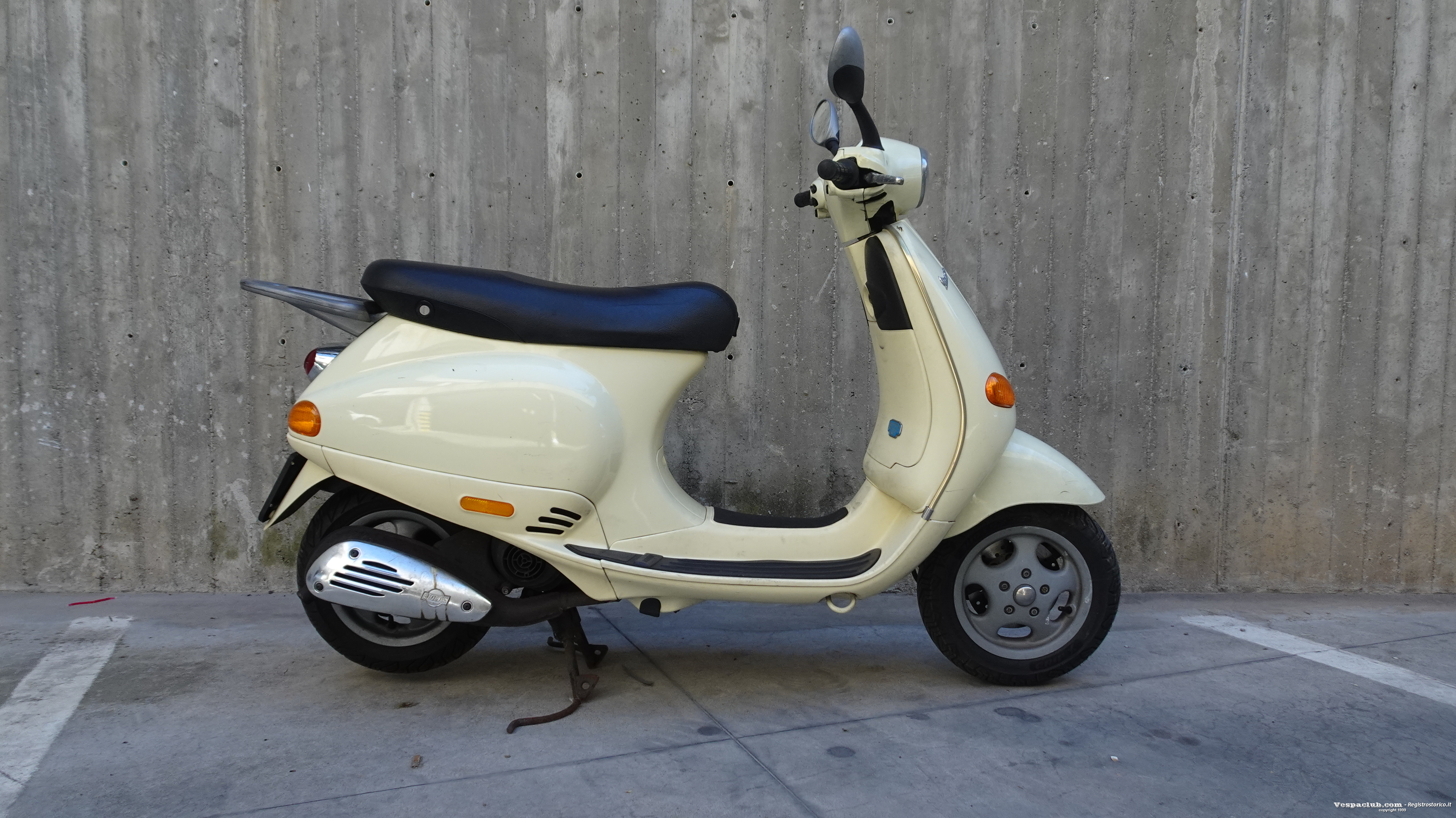 Vespa ET2