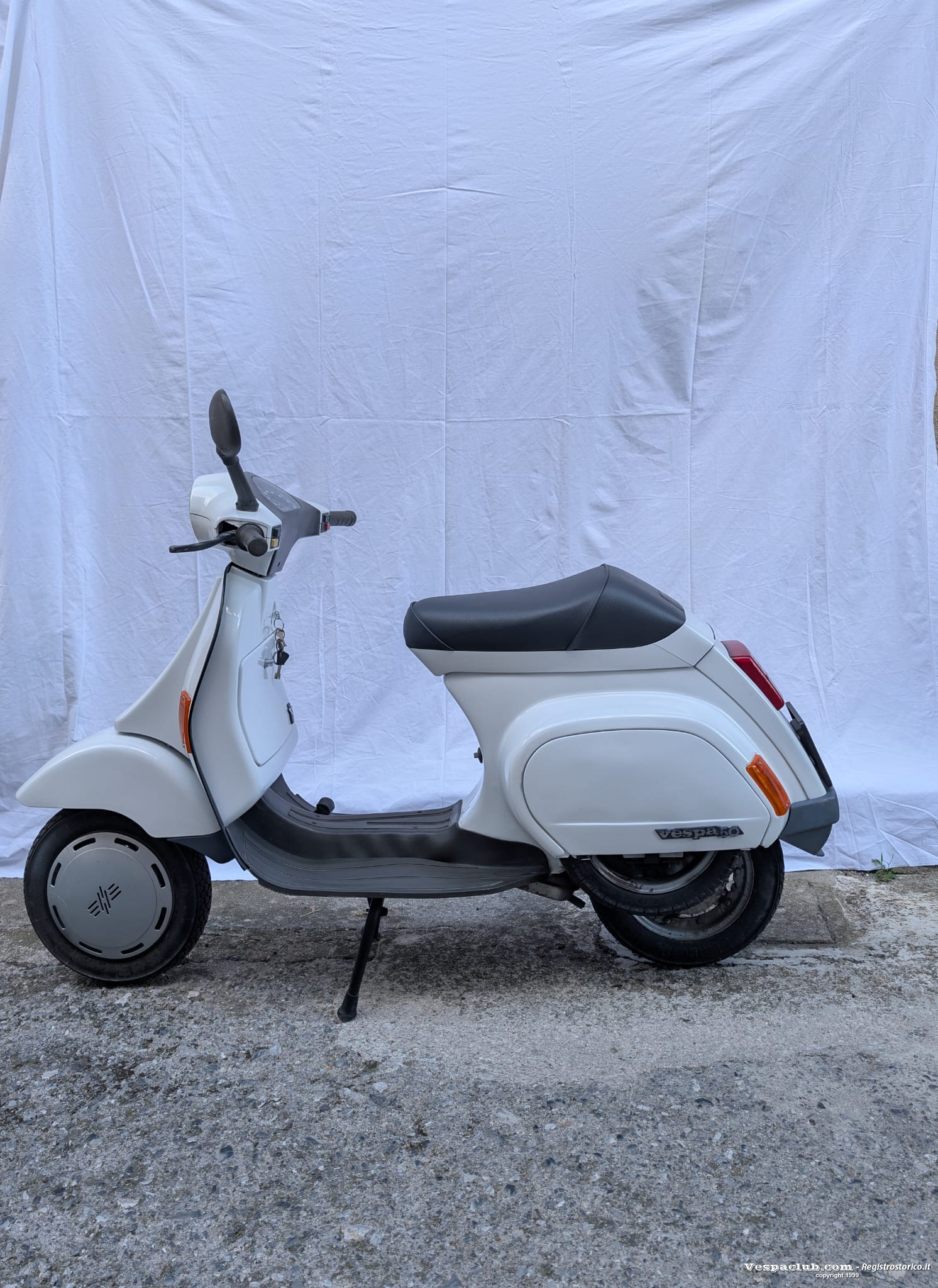 Vespa 50 hp - lato sinistro